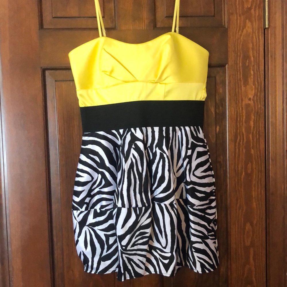 Cute zebra print dress!